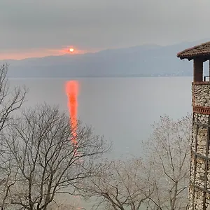 casa-vacanze-due-laghi.it-lombardy.com/